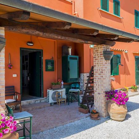 La Locanda Country House Borgo Montenero Exterior photo