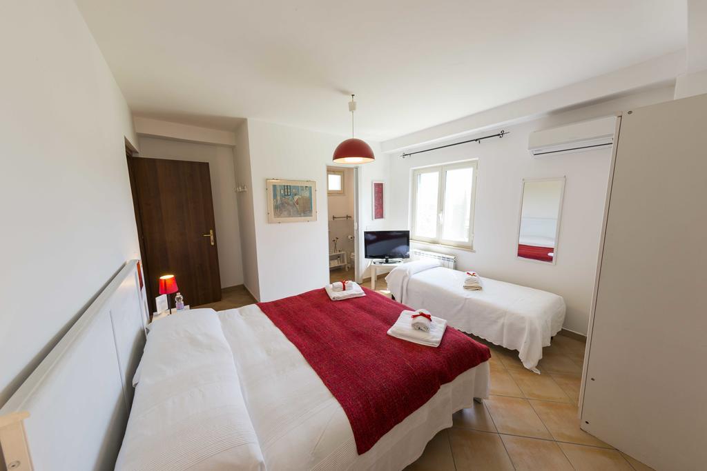 La Locanda Country House Borgo Montenero Exterior photo
