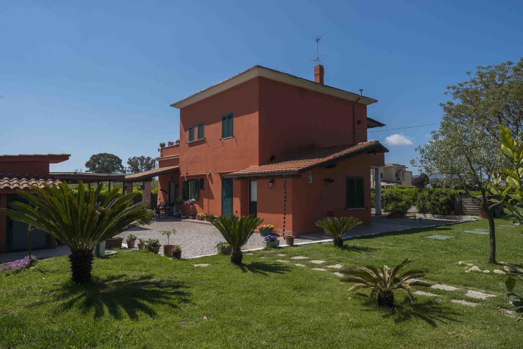 La Locanda Country House Borgo Montenero Exterior photo